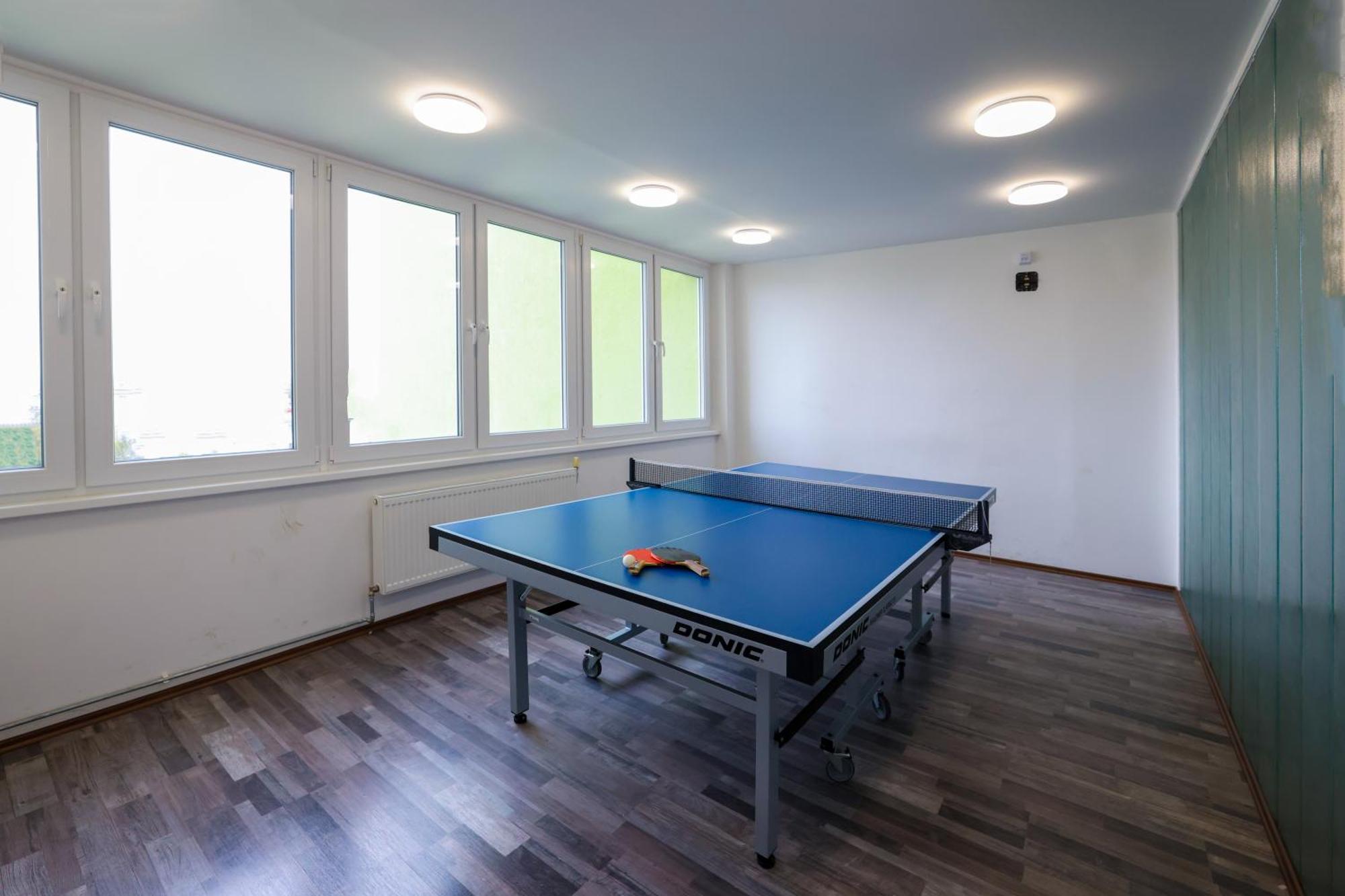 Eislerova Kolej Jarov Hostel Прага Екстериор снимка