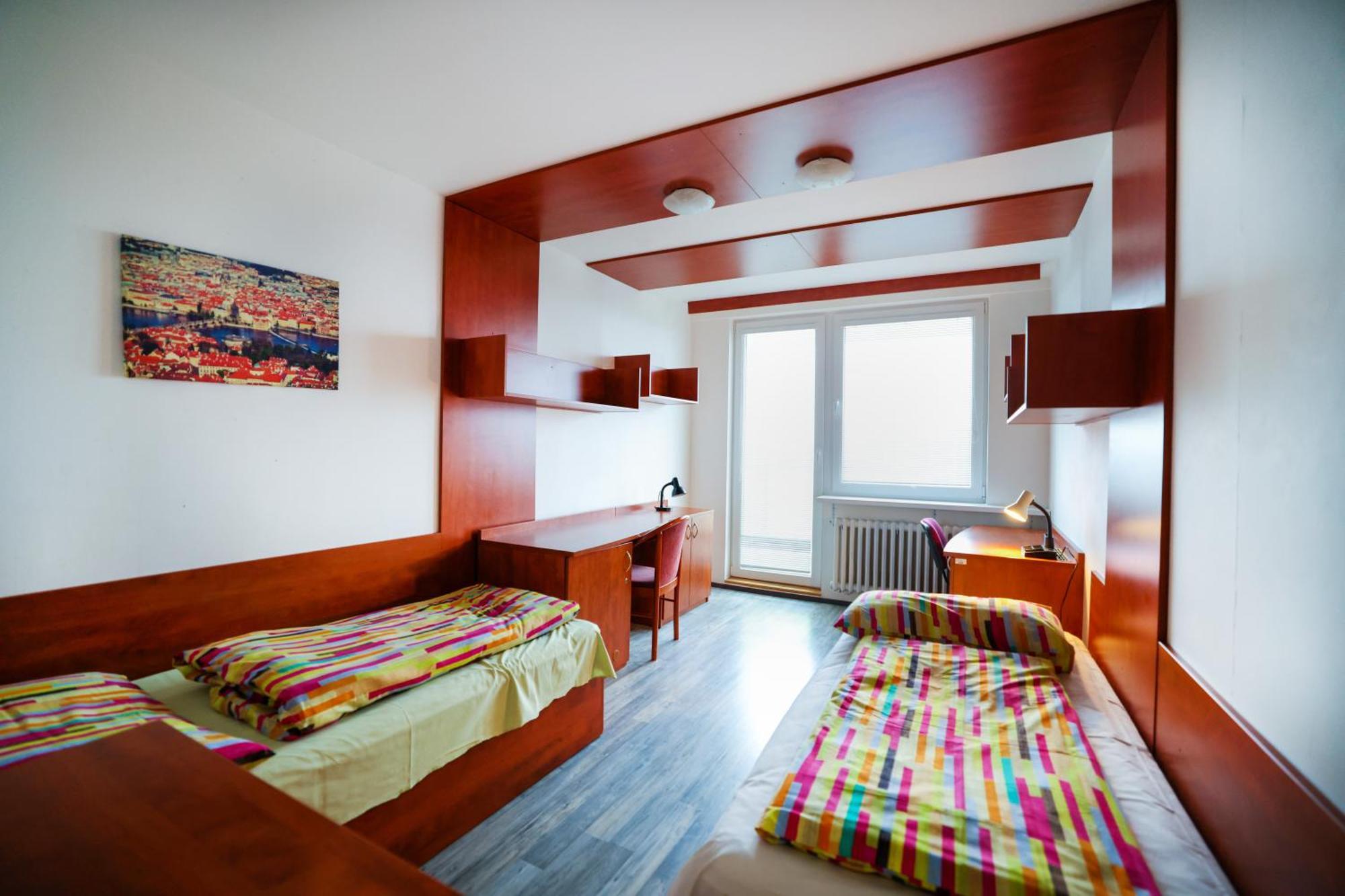 Eislerova Kolej Jarov Hostel Прага Екстериор снимка