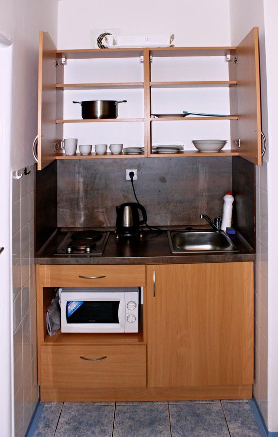Eislerova Kolej Jarov Hostel Прага Екстериор снимка