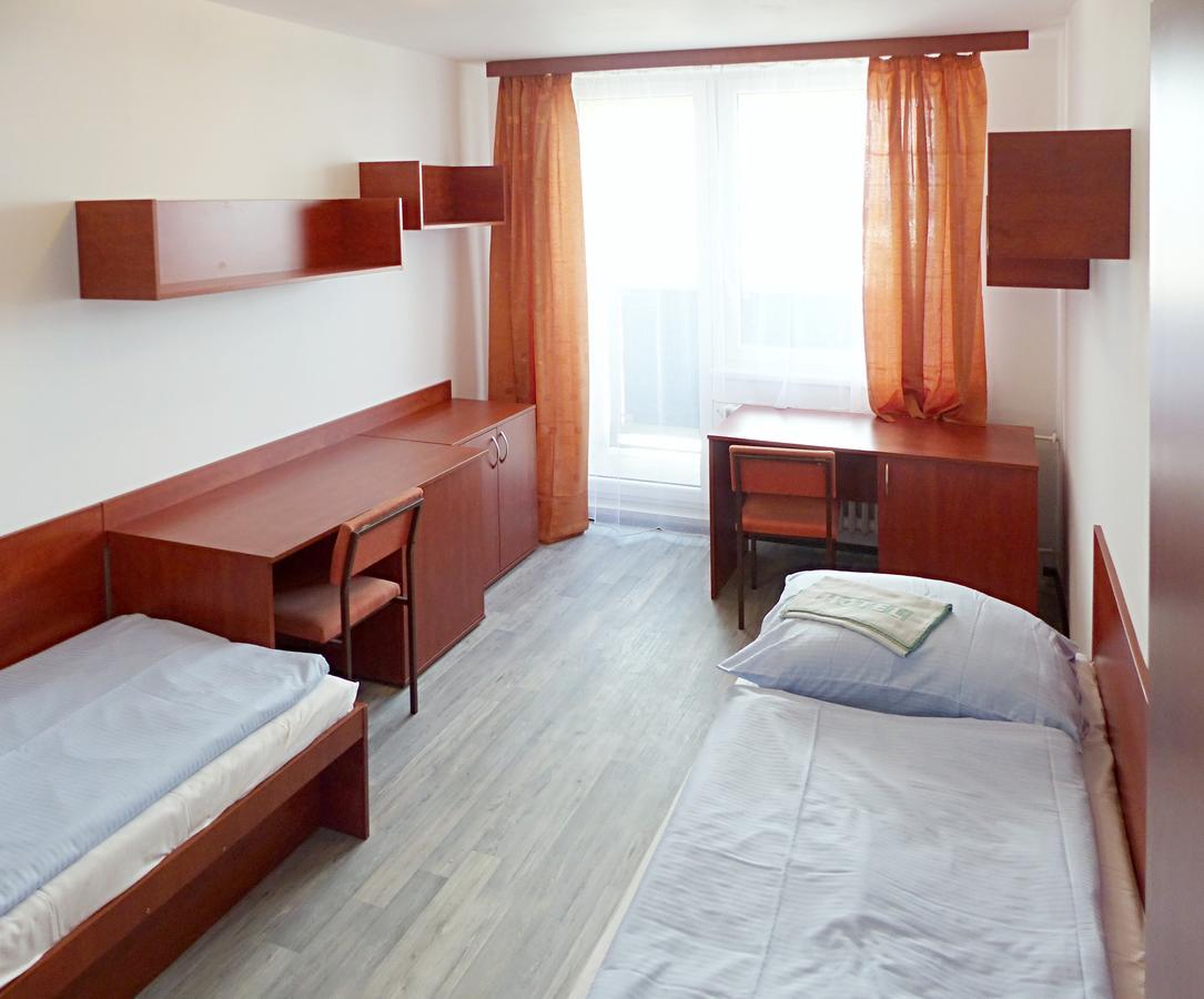 Eislerova Kolej Jarov Hostel Прага Екстериор снимка