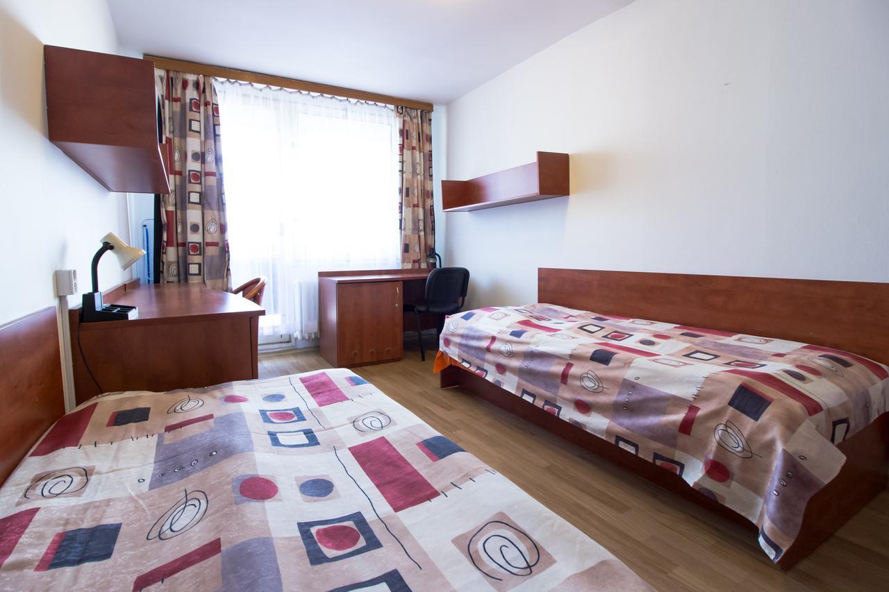 Eislerova Kolej Jarov Hostel Прага Екстериор снимка