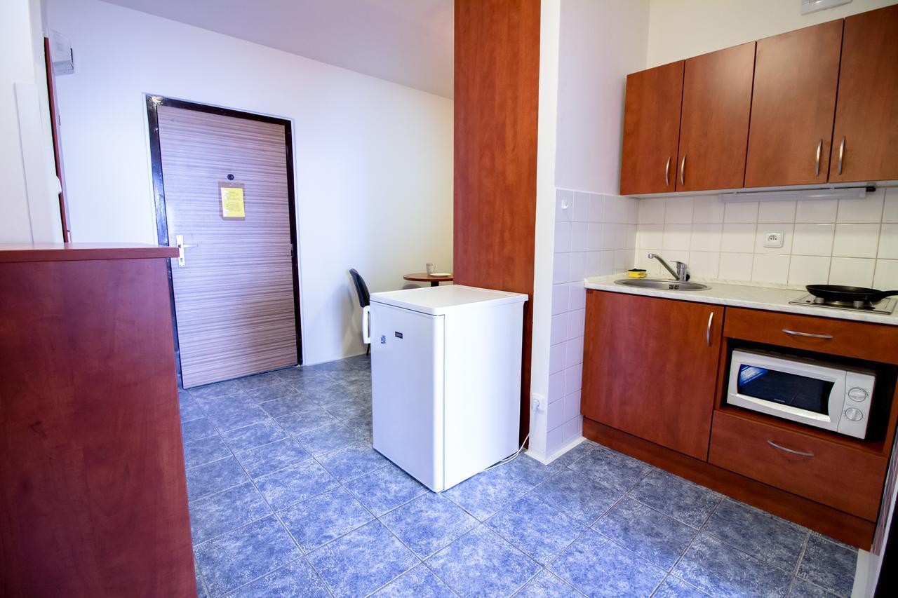 Eislerova Kolej Jarov Hostel Прага Екстериор снимка